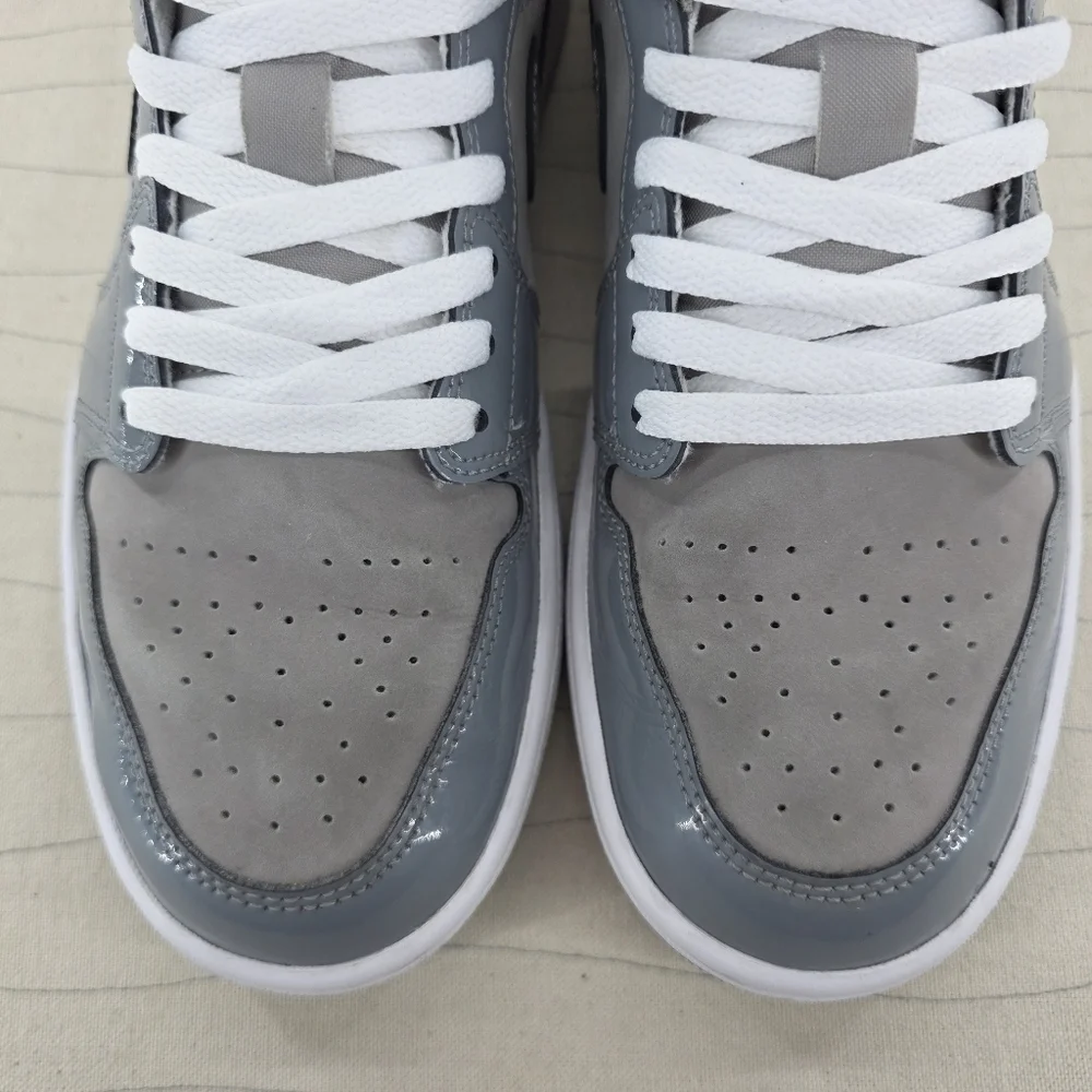 Air Jordan Mens 1 SE Low Patent Cool Grey White Sneakers Shoes HF3148-011 Sz 8.5